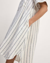 The Daytripper Dress In Linen | Bone/Navy